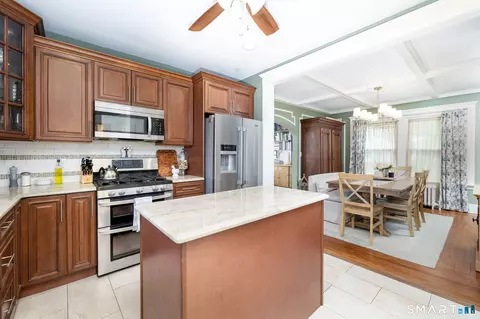 Kitchen - 75 Harmon St, Hamden, CT 06517 photo 3 of 3