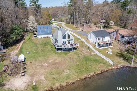 9 Becola Rd, Thompson, CT 06277