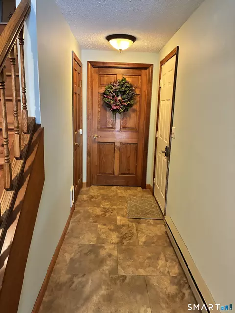 3 Westside Dr #17, North Grosvenor Dale, CT 06255 photo 5