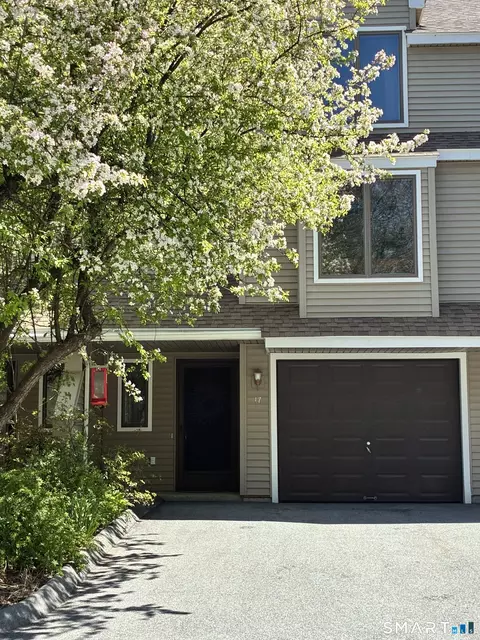 3 Westside Dr #17, North Grosvenor Dale, CT 06255 photo 3