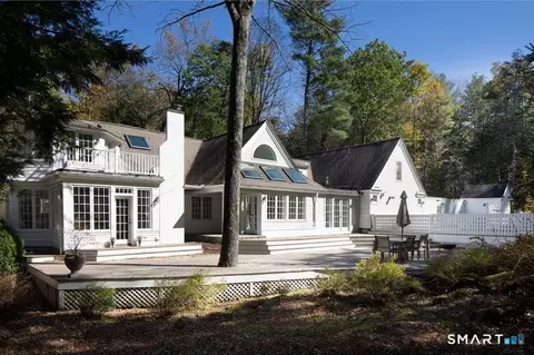 19 Hemlock Ln, Salisbury, CT 06068