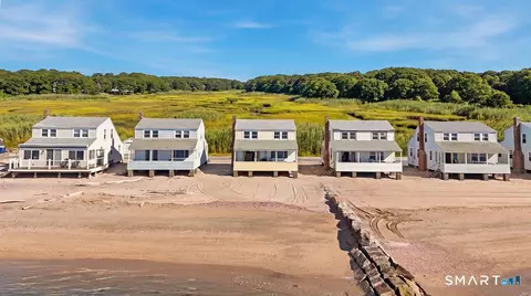 74 W End Dr, Old Lyme, CT 06371