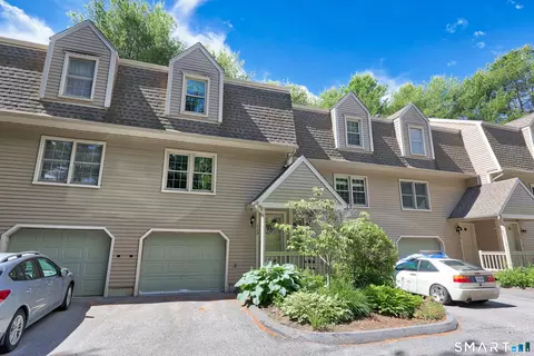 1229 Winsted Rd #112, Torrington, CT 06790