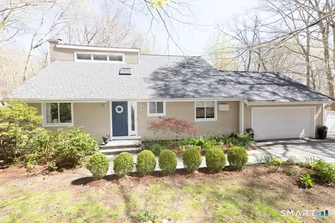 7 Mitchel Ter, Ivoryton, CT 06442