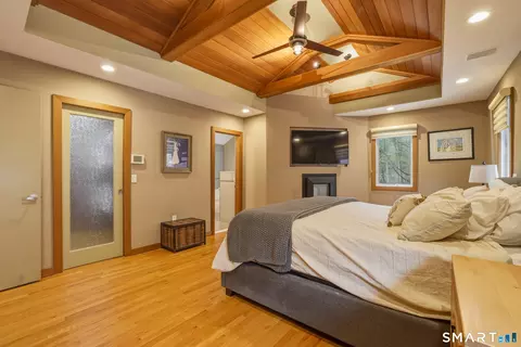 Bedroom - 239 Wright Rd, Canton, CT 06019 photo 2 of 4