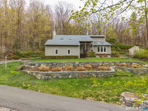 Exterior - 239 Wright Rd, Canton, CT 06019 photo 2 of 9