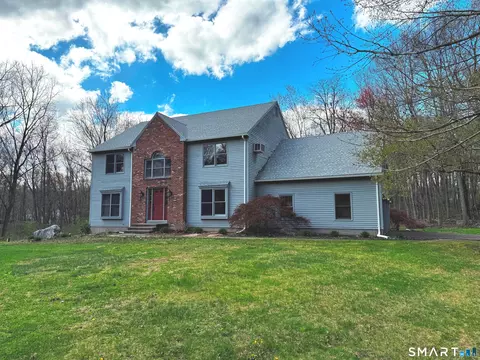 237 Silver St, Granby, CT 06060