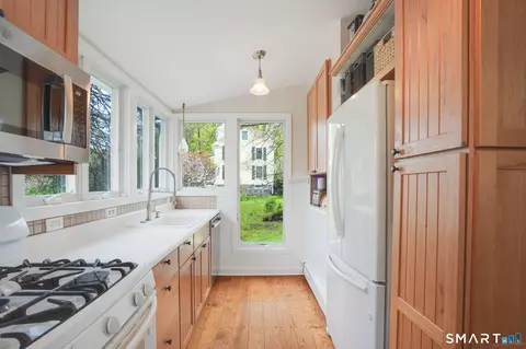 Kitchen - 130 Ramapoo Rd, Ridgefield, CT 06877 photo 2 of 3