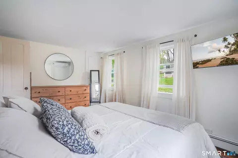 Bedroom - 130 Ramapoo Rd, Ridgefield, CT 06877 photo 2 of 6