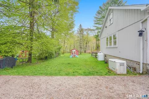 Exterior - 130 Ramapoo Rd, Ridgefield, CT 06877 photo 5 of 9