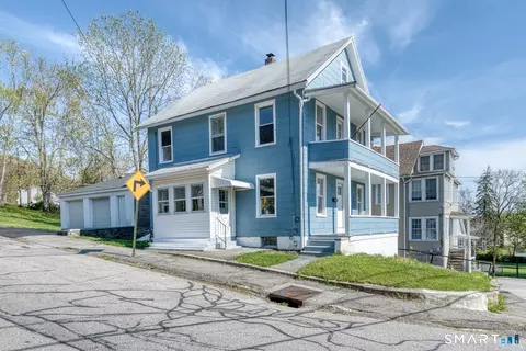 Exterior - 84 Jackson St, Torrington, CT 06790 photo 6 of 8