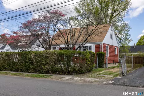 150 Trumbull Ave, Bridgeport, CT 06606