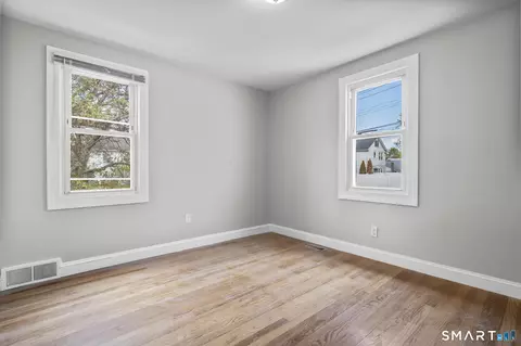 Bedroom - 68 Whiting St, Hamden, CT 06514 photo 1 of 7