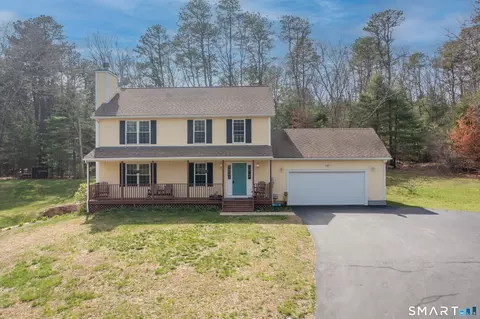 34 Courtney Ln, Sterling, CT 06377