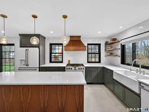Kitchen - 22 August Mdws, Ledyard, CT 06339 photo 4 of 6