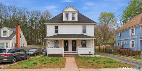226 School St, Manchester, CT 06040