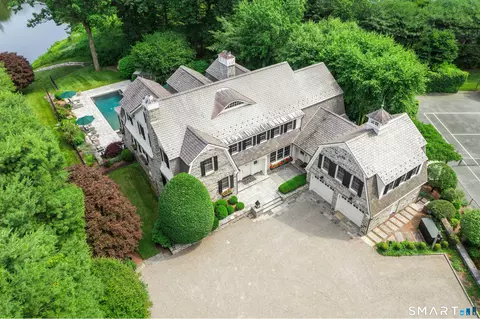 114 Adams Ln, New Canaan, CT 06840