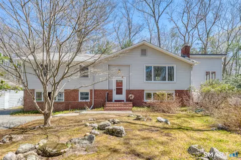 6 Costello Cir, Mansfield, CT 06268