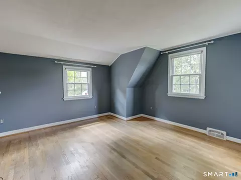 Bedroom - 62 Butternut Cir, Wethersfield, CT 06109 photo 2 of 4