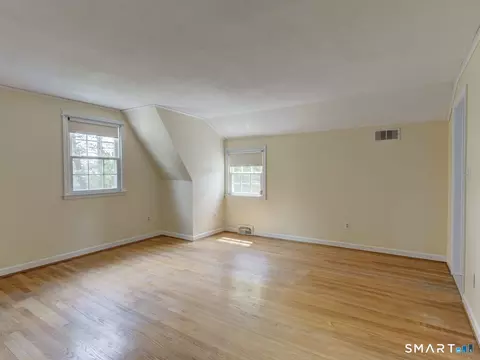 Bedroom - 62 Butternut Cir, Wethersfield, CT 06109 photo 1 of 4