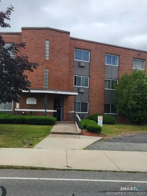 166 Gravel St #B-13, Meriden, CT 06450