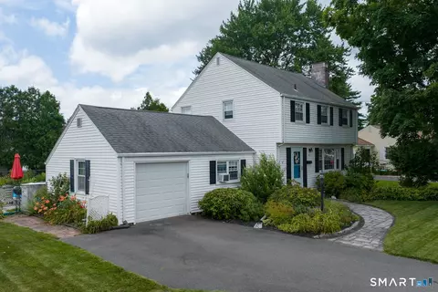 51 Sterling Dr, Berlin, CT 06037