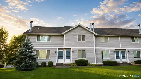 151 Shelter Rock Rd #94, Danbury, CT 06810