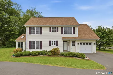 40 Fitch Meadow Ln #40, South Windsor, CT 06074