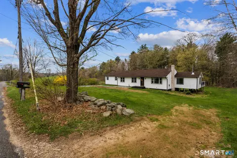 21 Bradway Rd, Union, CT 06076