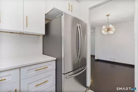 Kitchen - 92 Spring Ln #92, Suffield, CT 06078 photo 4 of 5
