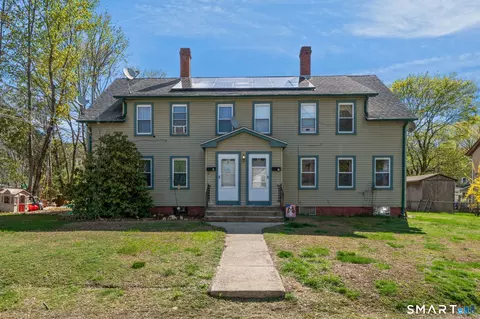 5 Eighth St, Plainfield, CT 06374
