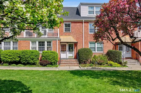 128 Putnam Park #128, Greenwich, CT 06830