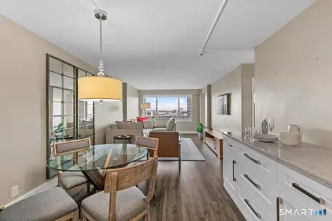 100 York St #16J, New Haven, CT 06511