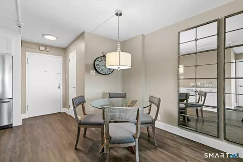 100 York St #16J, New Haven, CT 06511
