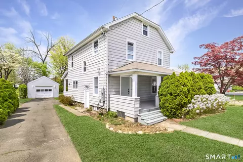 37 Harriet St, Norwalk, CT 06851