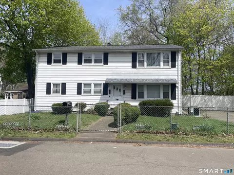 25 Catherine St, West Haven, CT 06516