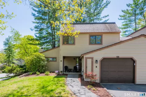 1 Maple Ln #1, Avon, CT 06001