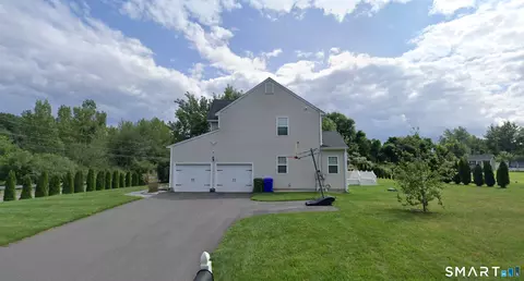 1 Bucks Xing, Cromwell, CT 06416