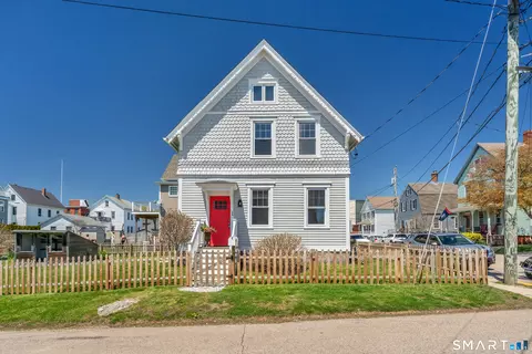 1 South St, Stonington, CT 06378