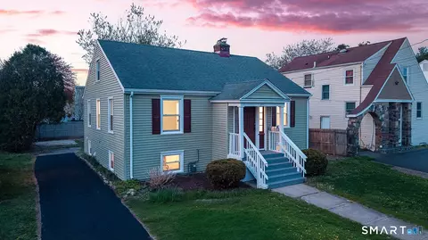 240 Placid Ave, Stratford, CT 06615