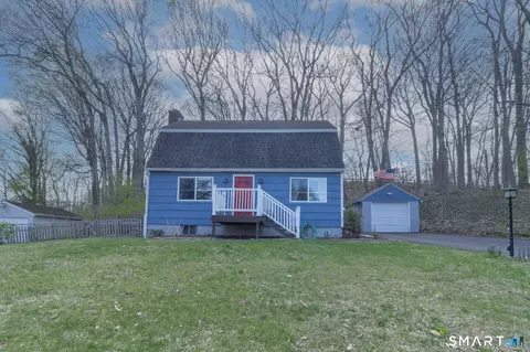 214 Maple St, East Haven, CT 06512