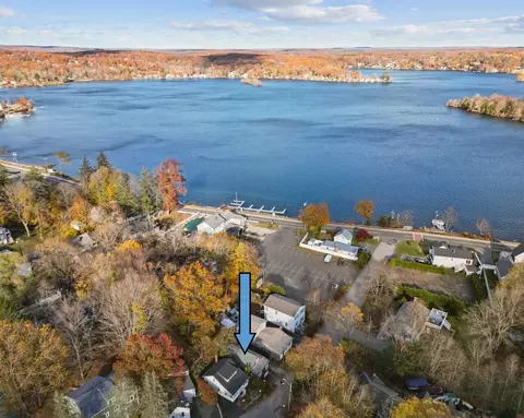 18 Lake Blvd, East Hampton, CT 06424