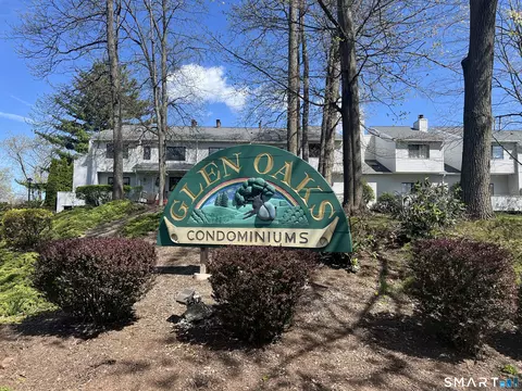 45 Cottonwood Rd, Newington, CT 06111