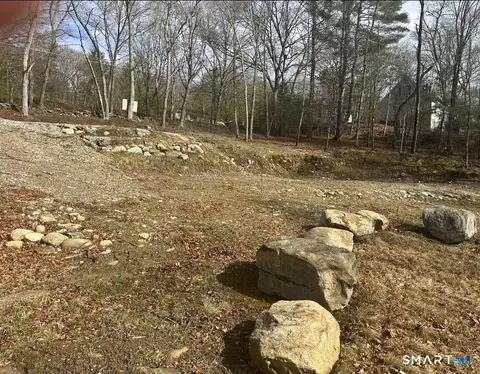 206 Stawicki Rd, Thompson, CT 06255
