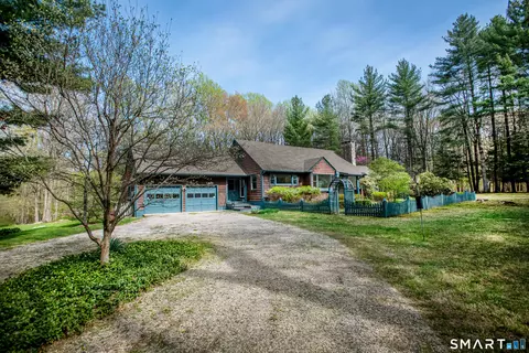 148 Old Redding Rd, Redding, CT 06896