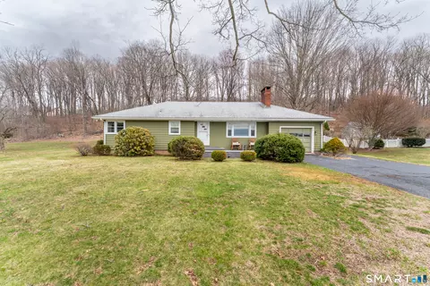 171 Rose Hill Rd, Portland, CT 06480