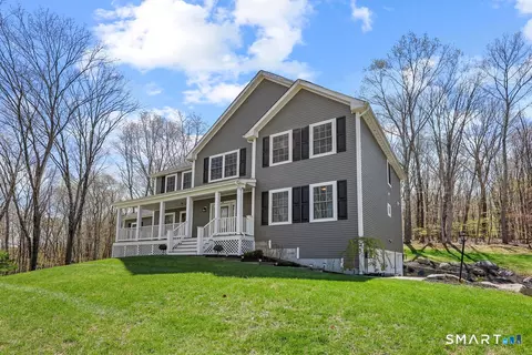 Exterior - 359 Hammertown Rd, Monroe, CT 06468 photo 2 of 5