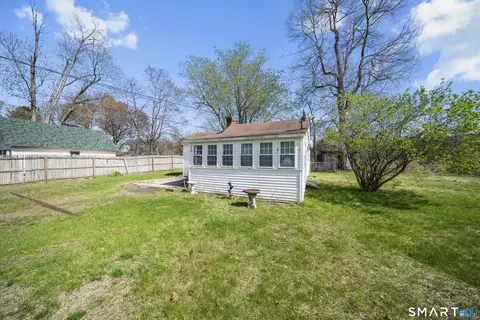 136 Cottage Rd, Enfield, CT 06082