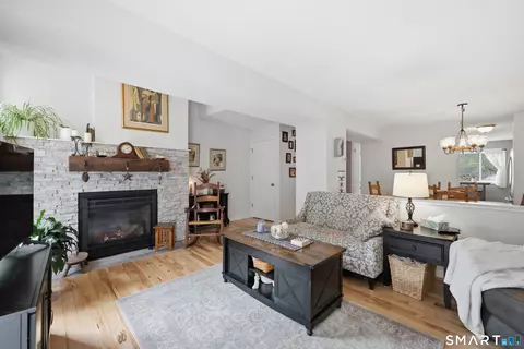 2 River Mead #2, Avon, CT 06001