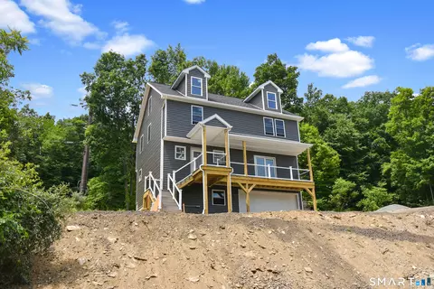 229 Wimbledon Gate Rd N, Torrington, CT 06790